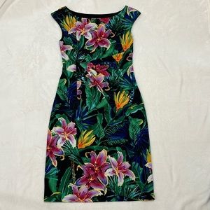 Tropical Dress with Stretch. Size 4